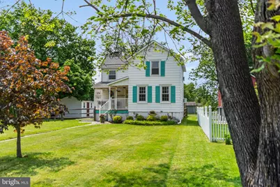 212 N Hellertown Avenue, Quakertown, PA 18951 - Photo 1