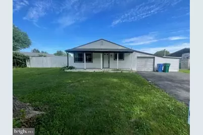 225 Oaktree Drive, Levittown, PA 19055 - Photo 1