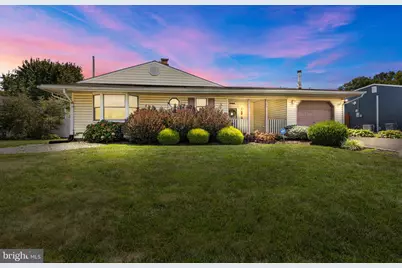 98 Pinewood Drive, Levittown, PA 19054 - Photo 1