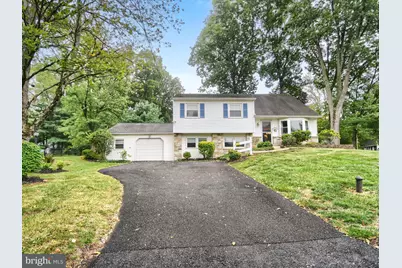 200 Cornwall Drive, Chalfont, PA 18914 - Photo 1