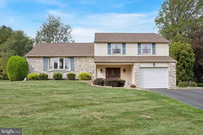 34 Acorn Drive, Southampton, PA 18966 - Photo 1