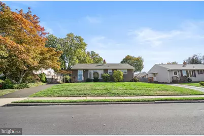 423 Barclay Avenue, Morrisville, PA 19067 - Photo 1