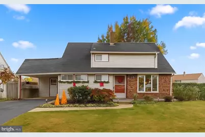 289 Goldenridge Drive, Levittown, PA 19057 - Photo 1