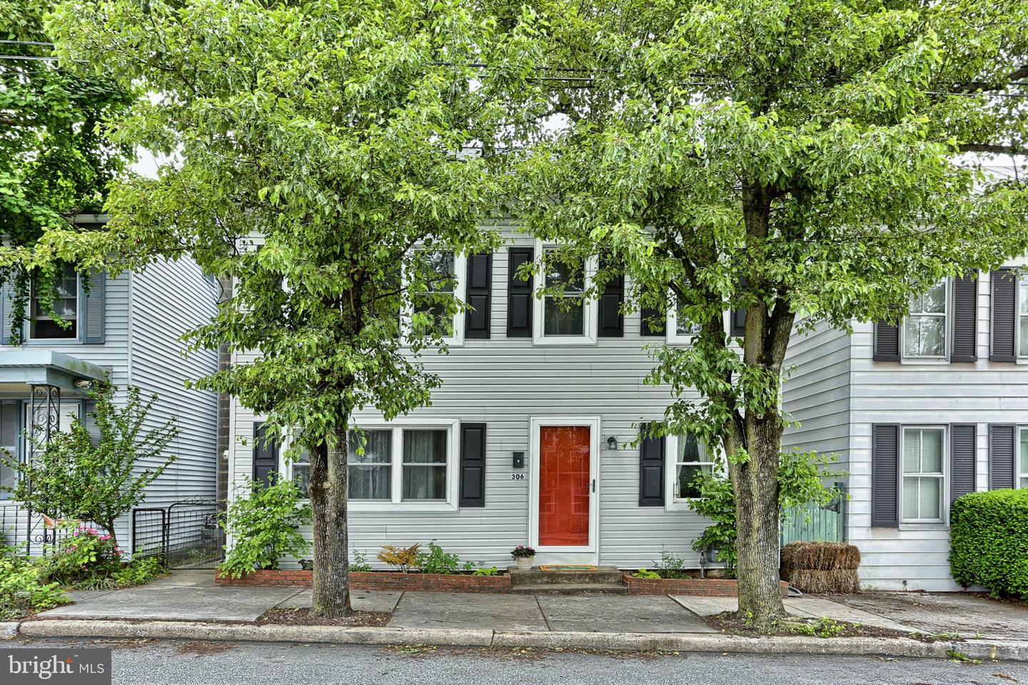 306 S York St, Mechanicsburg, PA 17055 MLS PACB2011510 Coldwell Banker