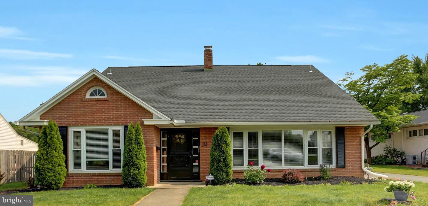 104 E Marble St, Mechanicsburg, PA 17055 MLS PACB2020800 Coldwell