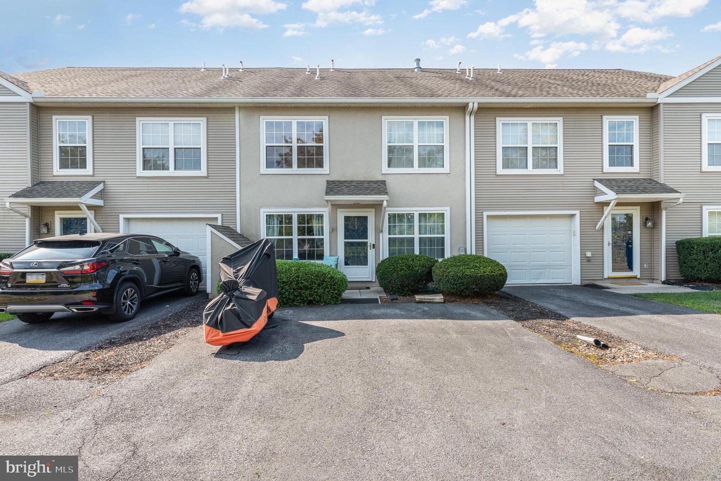 113 Courtyard Dr, Carlisle, PA 17013 MLS PACB2024164 Coldwell Banker