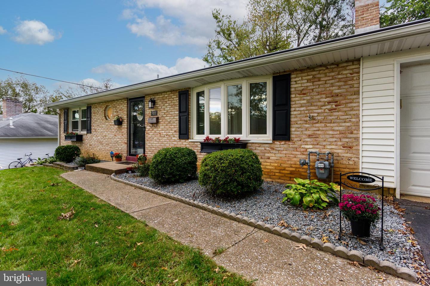 511 Susan Rd, Camp Hill, PA 17011 - MLS PACB2035880 - Coldwell Banker