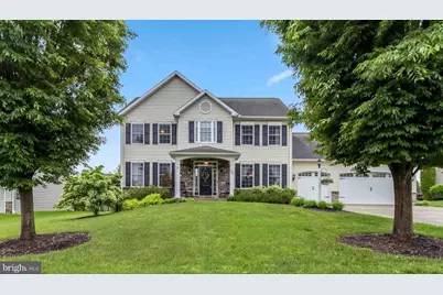 207 Dunbar Drive, Mechanicsburg, PA 17050 - Photo 1