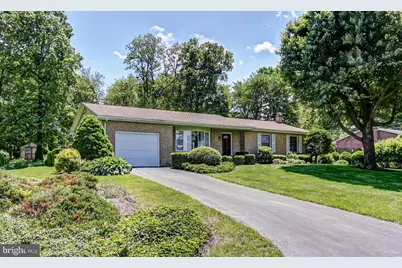 193 Simmons Road, Mechanicsburg, PA 17055 - Photo 1