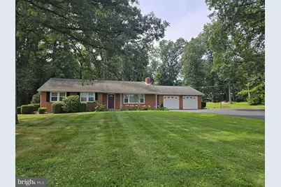 1046 Rockledge Drive, Carlisle, PA 17015 - Photo 1