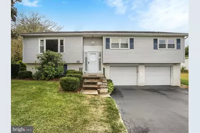 1530 Terrace Avenue, Carlisle, PA 17013 - Photo 1
