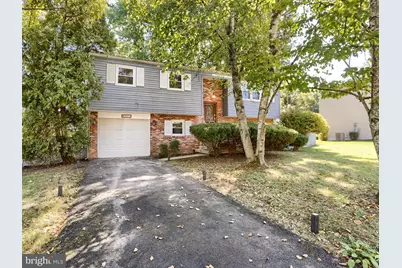 421 Fairway Drive, Mechanicsburg, PA 17055 - Photo 1