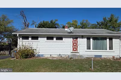 127 Lakeview Drive, Carlisle, PA 17013 - Photo 1