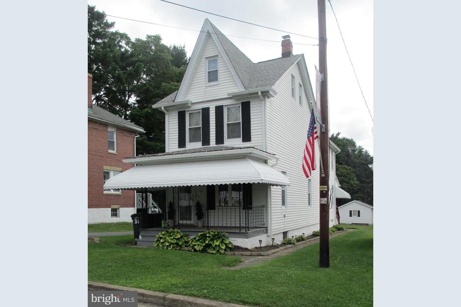 121 Dean St, Beaver Meadows, PA 18216 MLS PACC2000320 Coldwell Banker