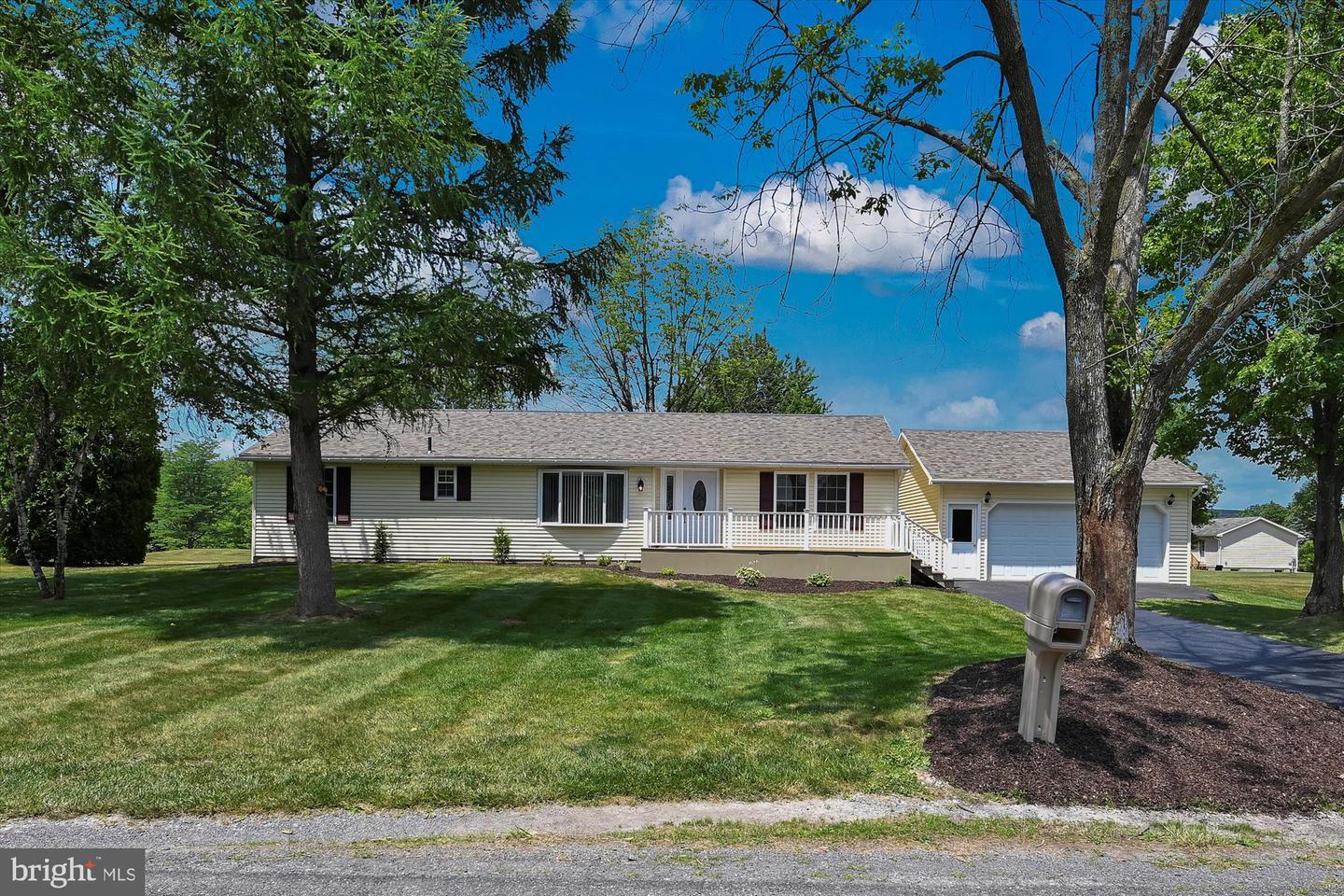 440 Orioles Dr, Lehighton, PA 18235 - MLS PACC2001604 - Coldwell Banker