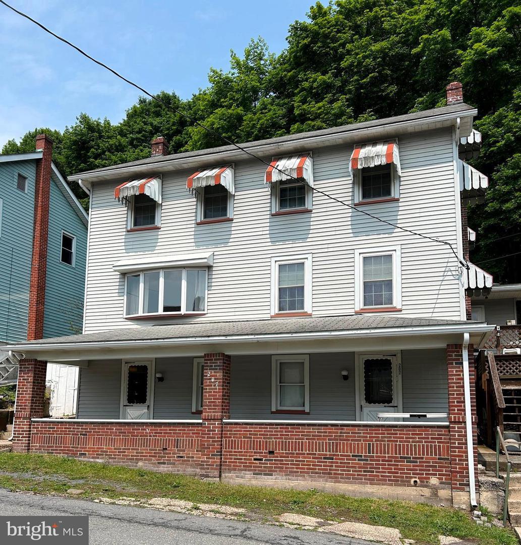 207 Centre St, Parryville, PA 18244 MLS PACC2002836 Coldwell Banker