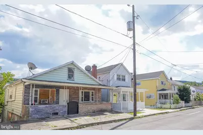 40 W Garibaldi Avenue, Nesquehoning, PA 18240 - Photo 1