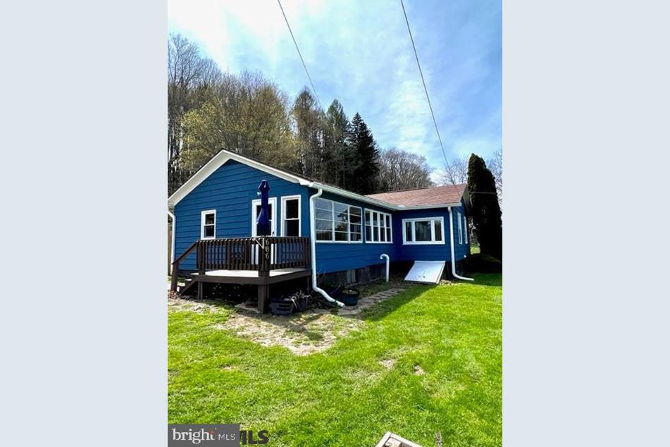 686 Cooper Ave, Grassflat, PA 16839 MLS PACD2037462 Coldwell Banker