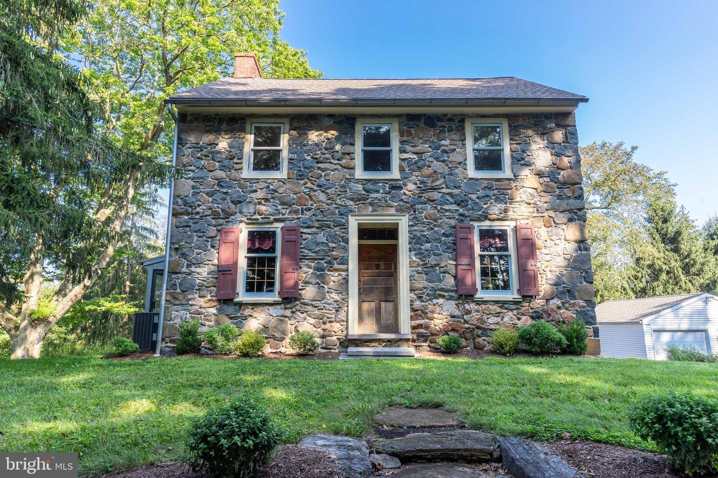 1129 W Strasburg Rd, West Chester, PA 19382 MLS PACT2006832