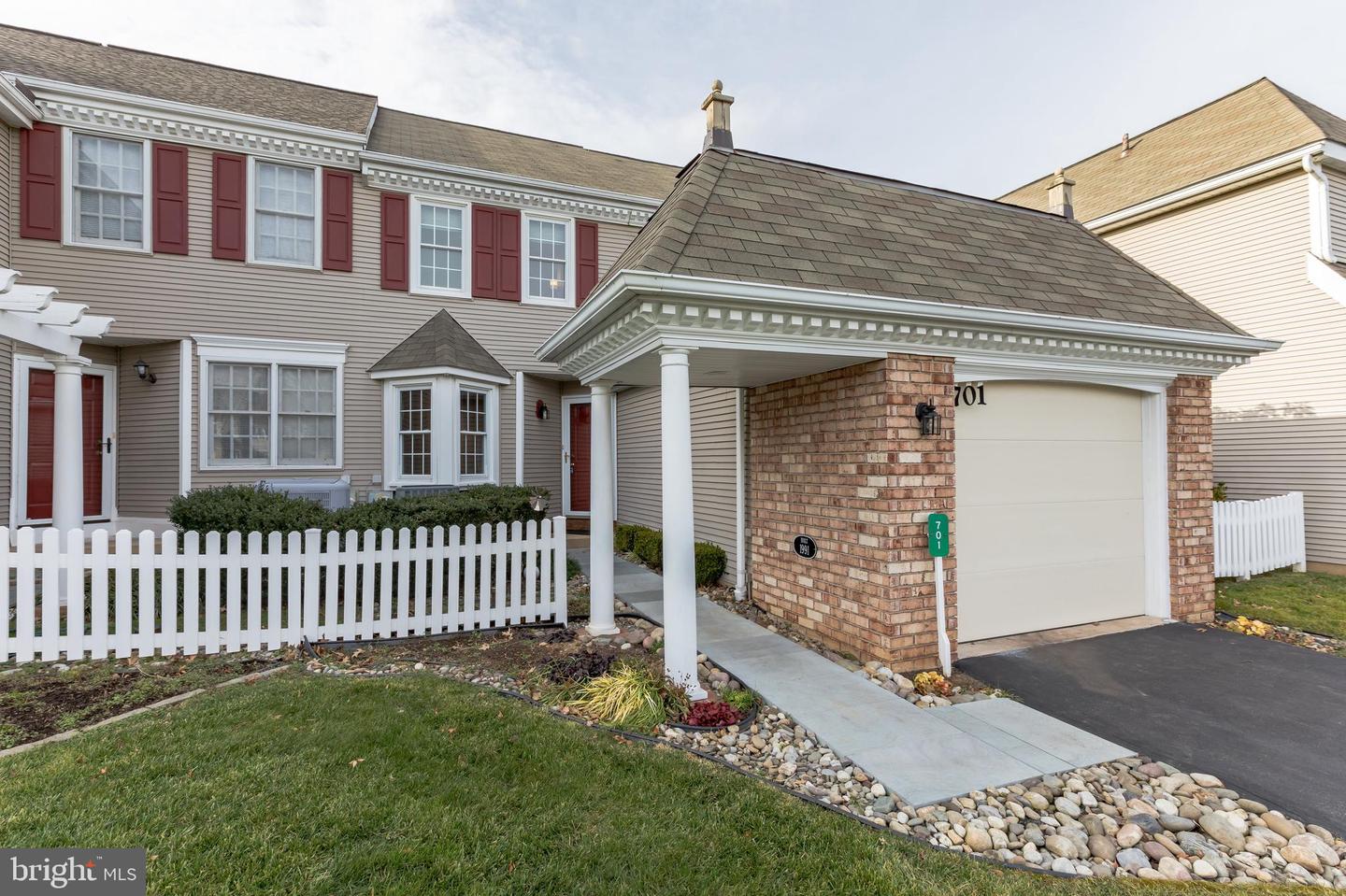 701 Jacques Cir, Chester Springs, PA 19425 MLS PACT2013040 Coldwell