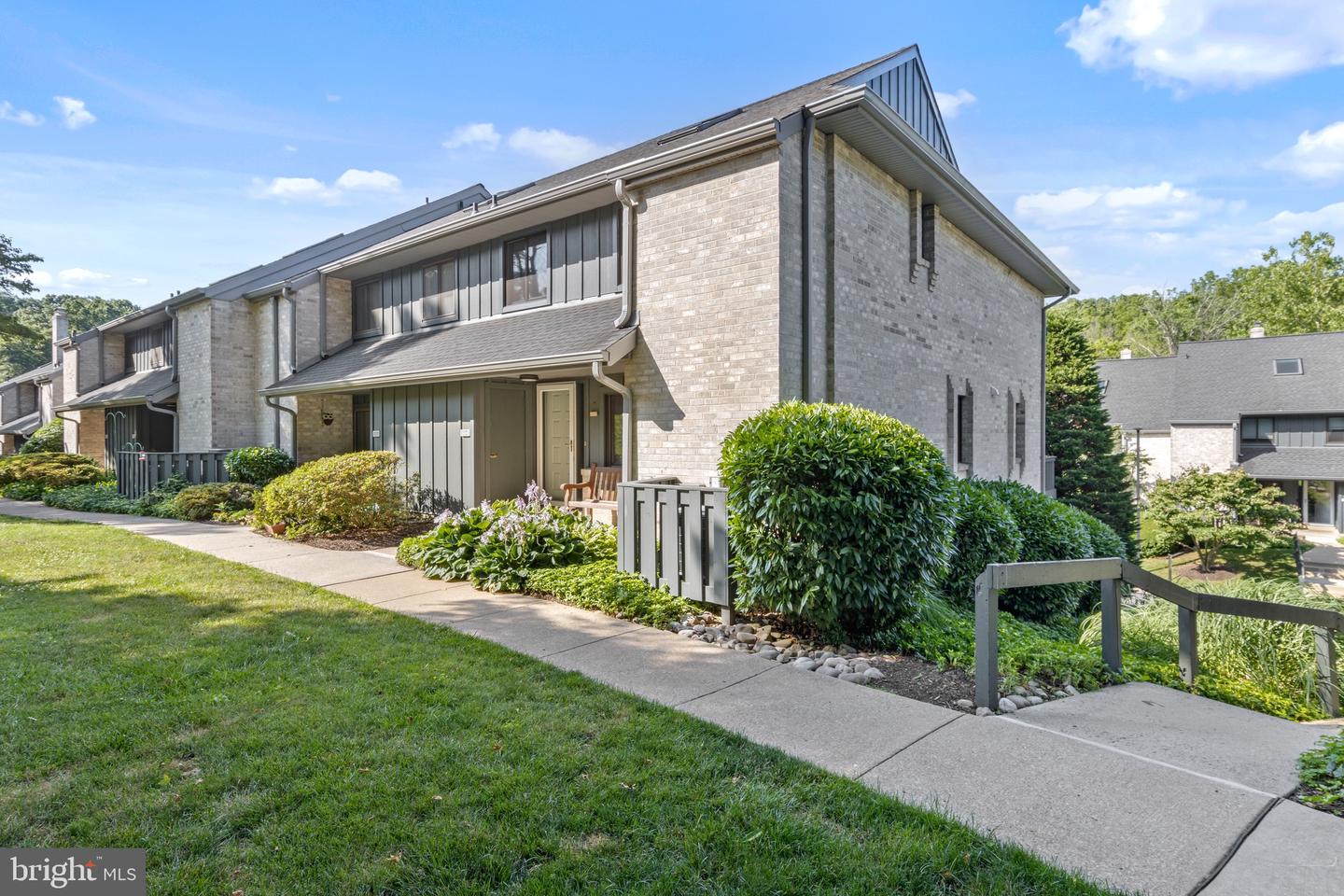 556 Foxwood Ln, Paoli, PA 19301 MLS PACT2028908 Coldwell Banker