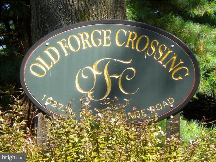 519 Old Crossing 519 LANTERN BUILDING, Devon, PA 19333 MLS