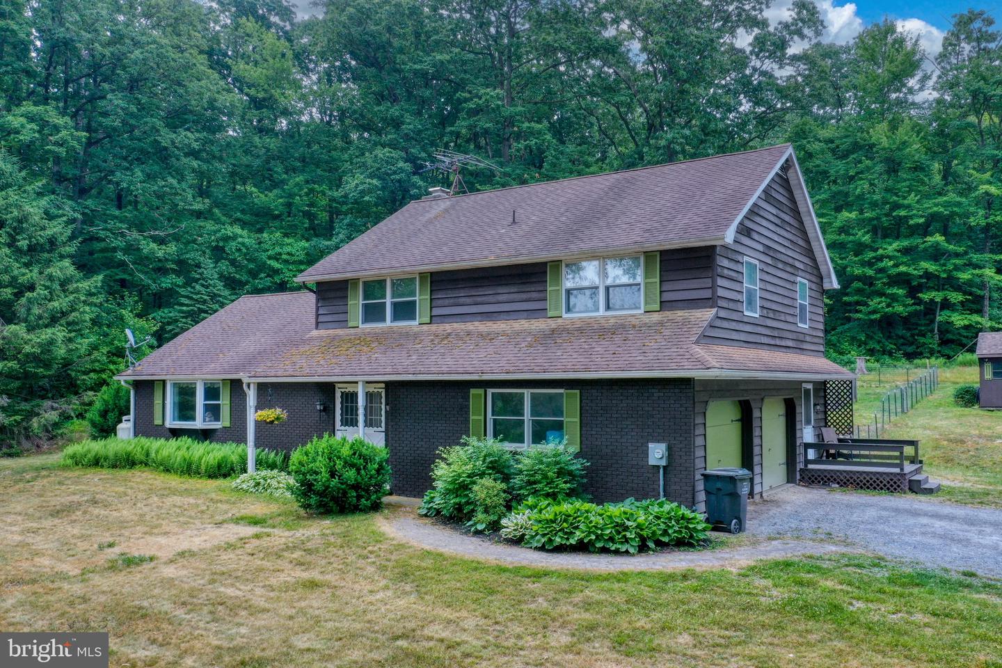 390 S Twin Valley Rd, Elverson, PA 19520 MLS PACT2046316 Coldwell