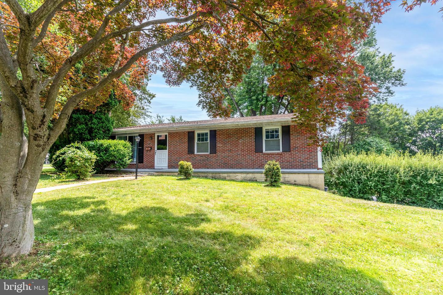 426 Sunset Dr, Downingtown, PA 19335 MLS PACT2047780 Coldwell Banker