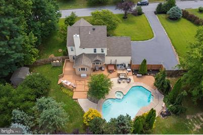 10 Fox Farm Lane, Downingtown, PA 19335 - Photo 1