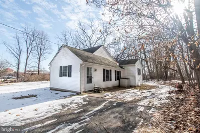 524 W Uwchlan Avenue, Downingtown, PA 19335 - Photo 1