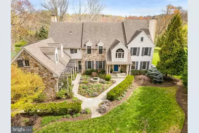 607 Newtown Road, Berwyn, PA 19312 - Photo 1