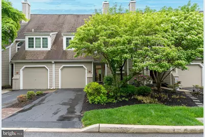 39 Newport Drive, Tredyffrin, PA 19087 - Photo 1