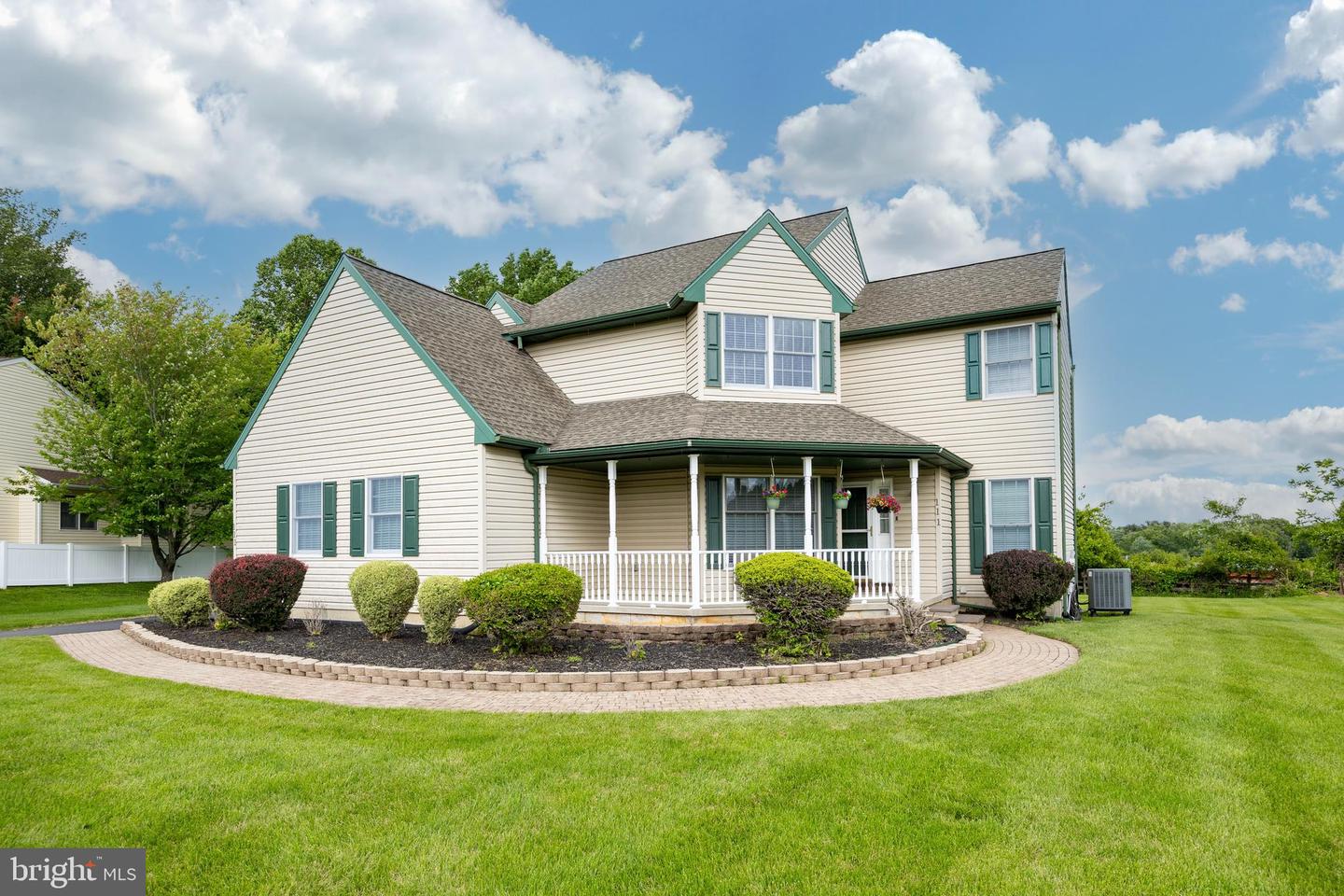111 Ramblewood Dr, Glenmoore, PA 19343 - MLS PACT2098732 - Coldwell Banker
