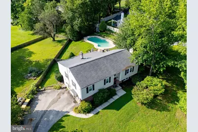 271 Beacon Drive, Phoenixville, PA 19460 - Photo 1