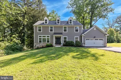 10 Robins Lane, Berwyn, PA 19312 - Photo 1