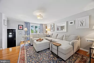 887 Oxford Avenue, Phoenixville, PA 19460 - Photo 1