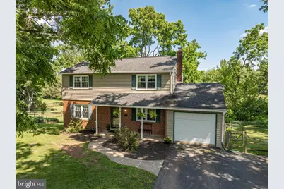 1060 S Keim Street, Pottstown, PA 19465 - Photo 1