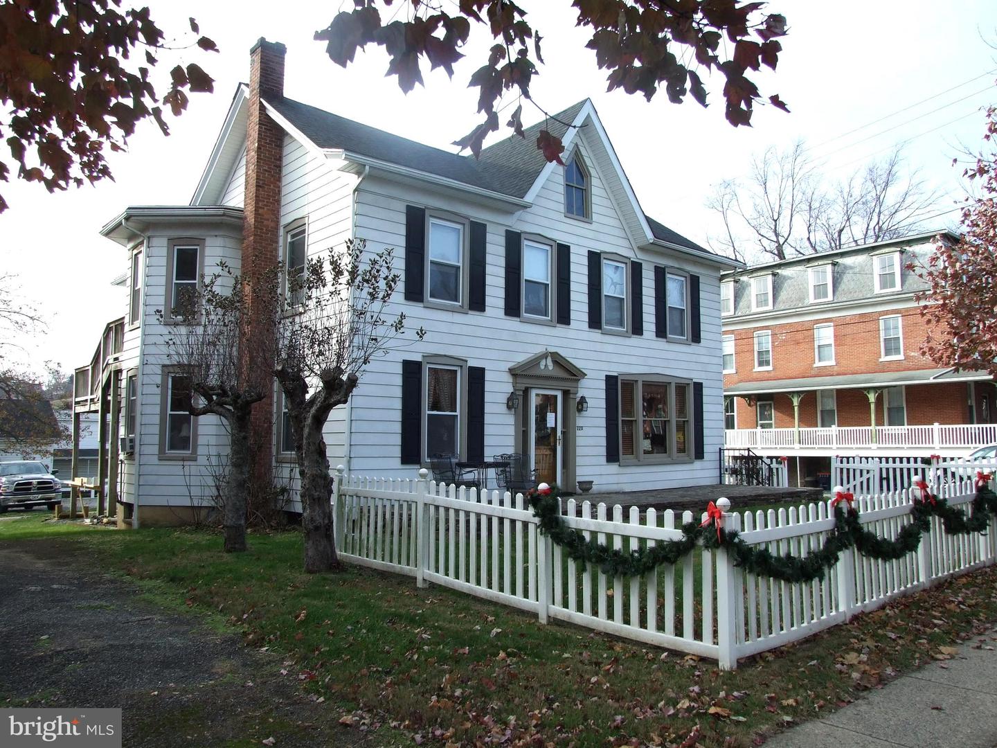 220 Pennsylvania Ave, Avondale, PA 19311 - MLS PACT493154 - Coldwell Banker