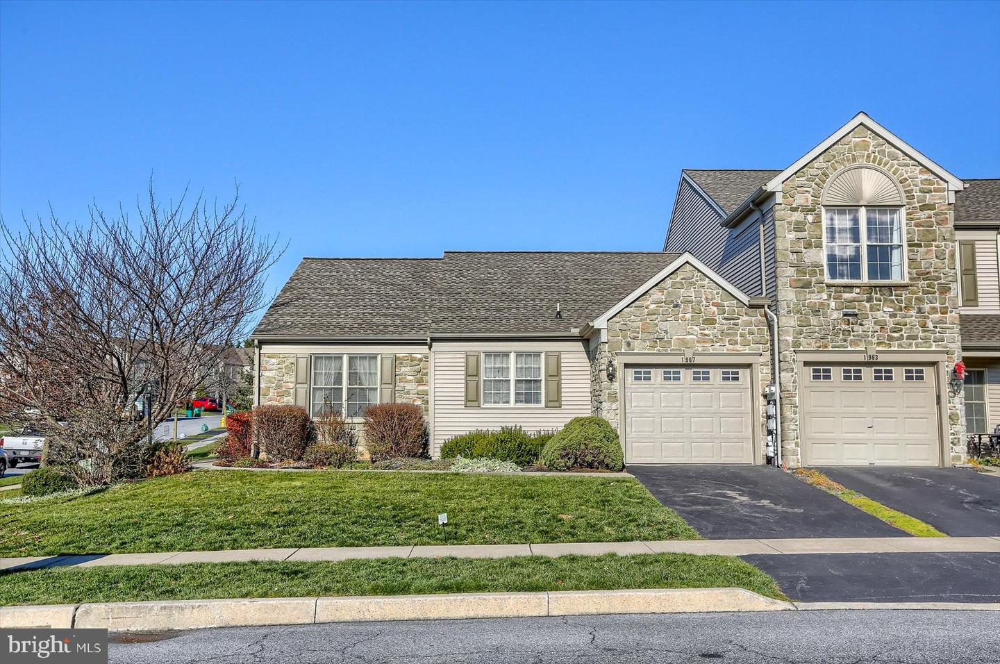 1967 Deer Run Dr, Hummelstown, PA 17036 MLS PADA2018442 Coldwell Banker