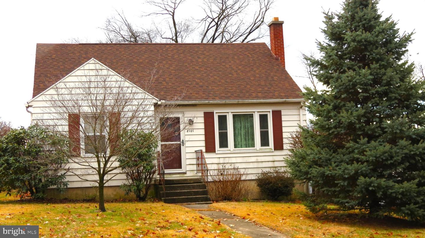 8101 Chambers Hill Rd, Harrisburg, PA 17111 MLS PADA2020106