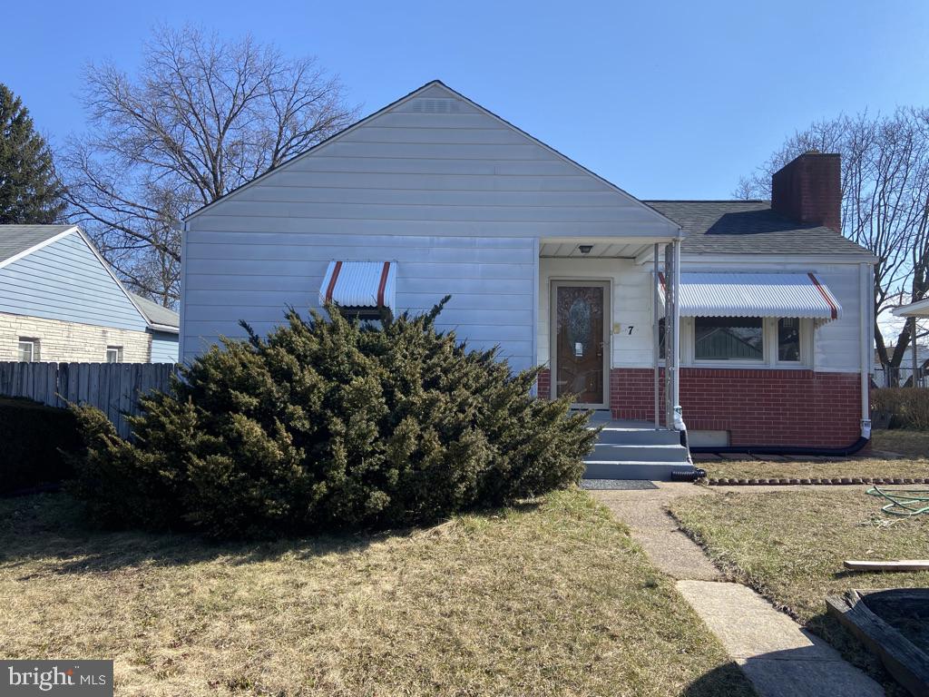 7 Hollywood Dr, Harrisburg, PA 17109 MLS PADA2020918 Coldwell Banker
