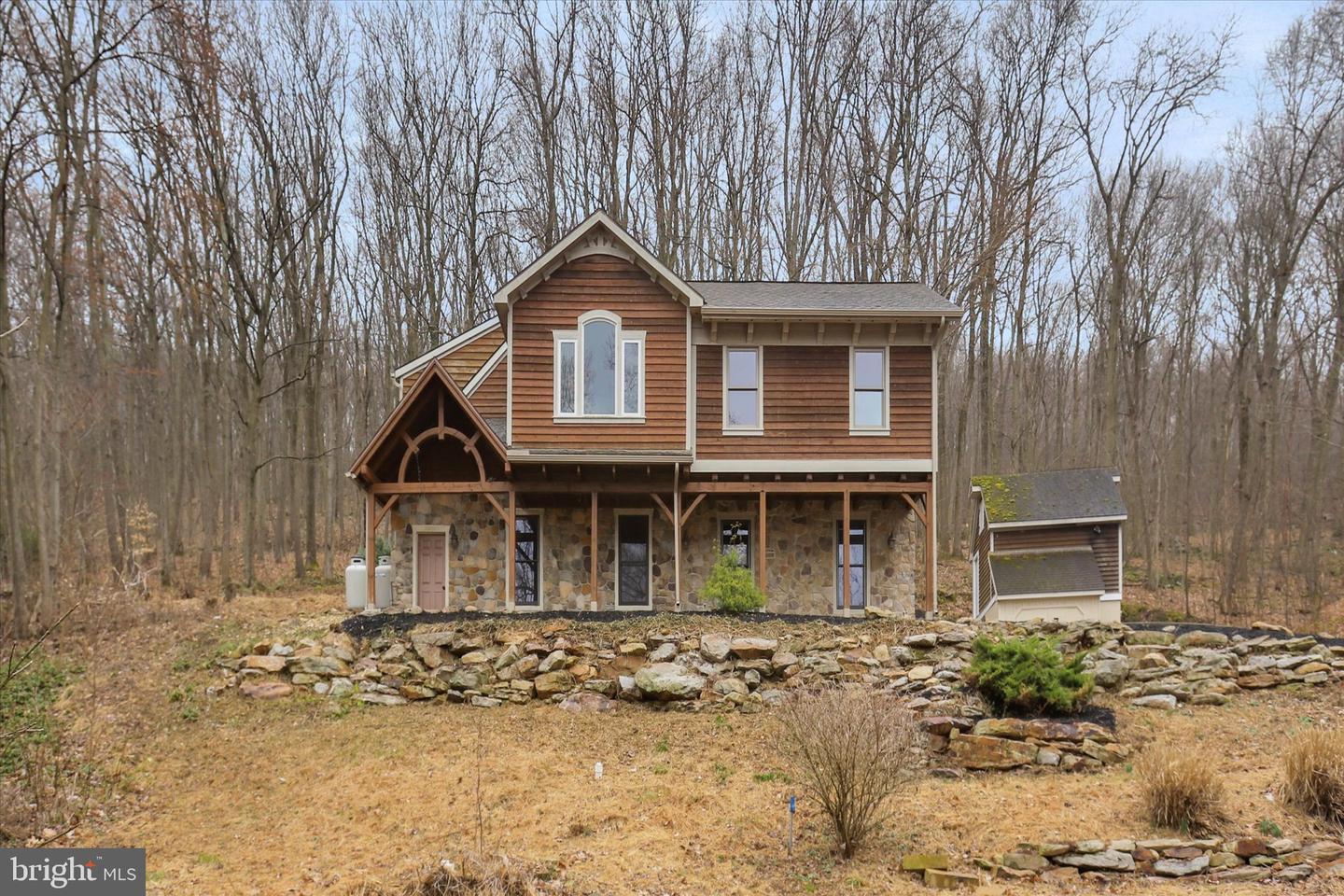 352 Berry Mountain Rd, Millersburg, PA 17061 MLS PADA2021468