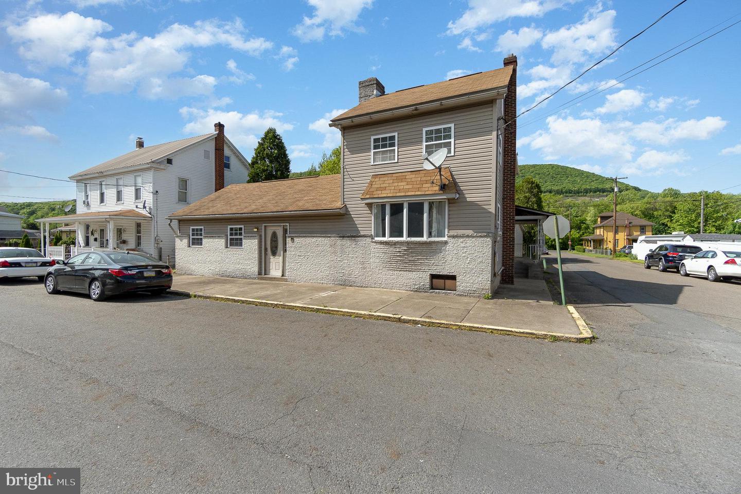 343 N 2nd St, Lykens, PA 17048 MLS PADA2022868 Coldwell Banker