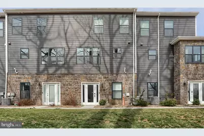 129 High Pointe Drive #33, Hummelstown, PA 17036 - Photo 1