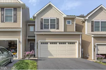215 Sage Boulevard, Middletown, PA 17057 - Photo 1