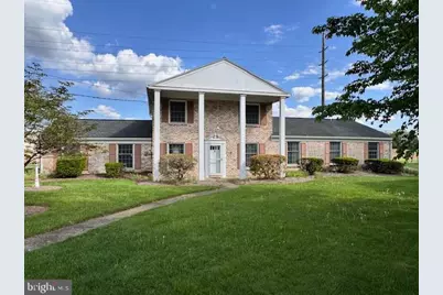 1050 E Governor Road, Hershey, PA 17033 - Photo 1