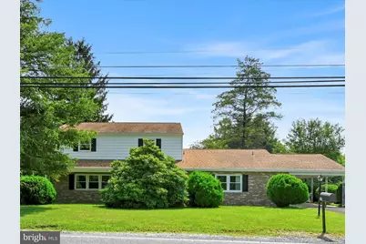 11 N Fairville Avenue, Harrisburg, PA 17112 - Photo 1