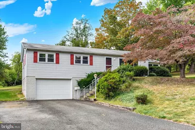 1670 Hicks Drive, Dauphin, PA 17018 - Photo 1
