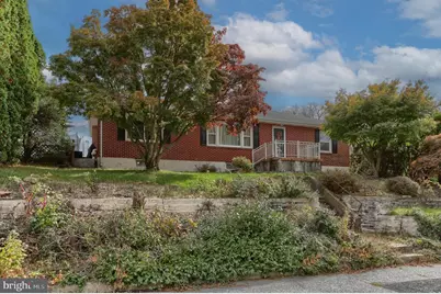 662 Woodview Street, Harrisburg, PA 17113 - Photo 1