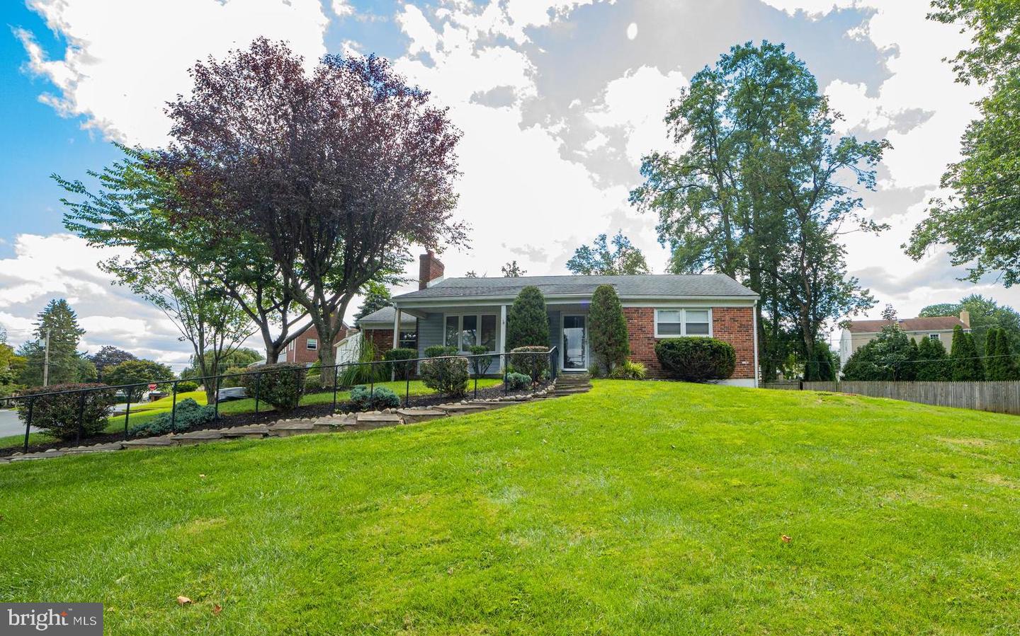 614 Golfview Rd, Springfield, PA 19064 MLS PADE2002932 Coldwell Banker